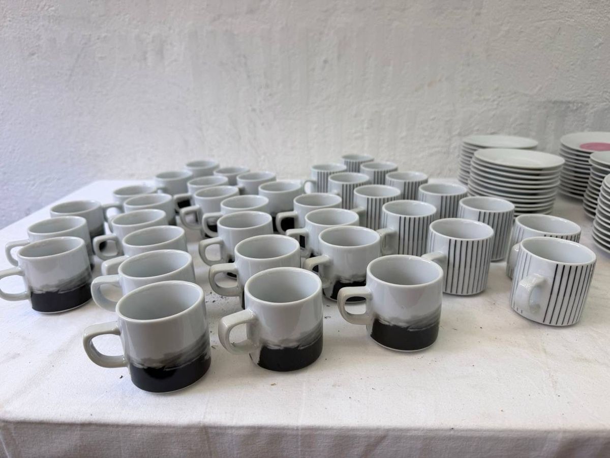 Set di piatti: Kaffeeservice Pfister  (69) – Usato da Glattfelden venduto da brockischweiz 1