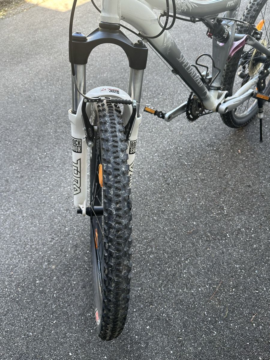 Specialized Velos: Specialized Mountainbike – Gebraucht aus Wangen b. Olten von Orlando55 3