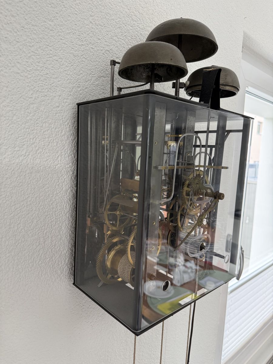 Orologi da terra & Orologi da parete: Alte Skelett Comptoise Pendeluhr mit einer Plexiglashülle – Usato da Reinach BL venduto da Piper57 1