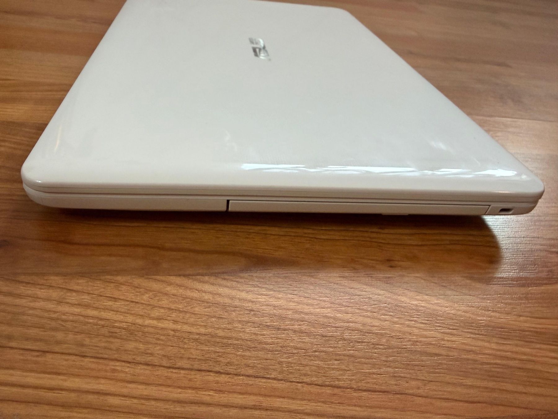 Asus Notebooks: Notebook Asus X540S – Gebraucht aus Obernau von agaton 4