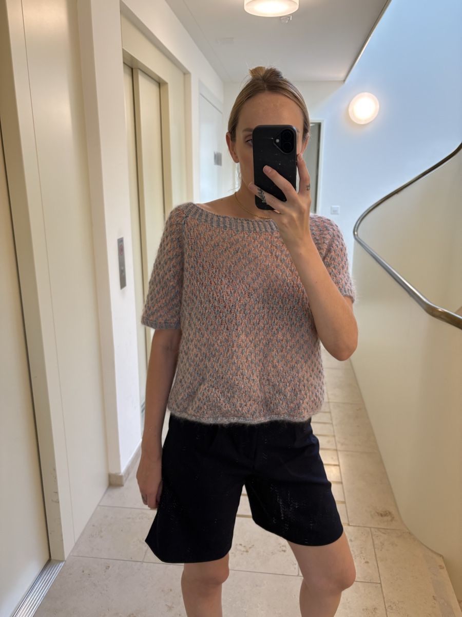 Tops: Strickpullover rosa Grösse S guter Zustand – Gebraucht aus Zürich von mps_9cp7 1