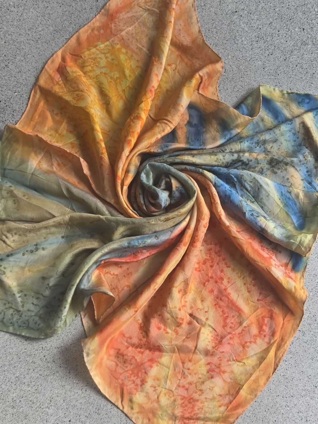 Foulards, Tücher & Schals: Seidenfoulard 85 x 85, Unikat – Neu und originalverpackt aus Frauenfeld von Schenken-mit-Herz 1