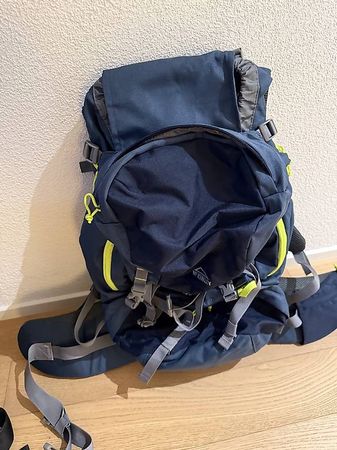 Fast neuer wander rucksack Mc Kinley