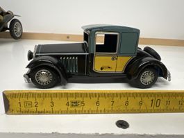 Altes Blechauto