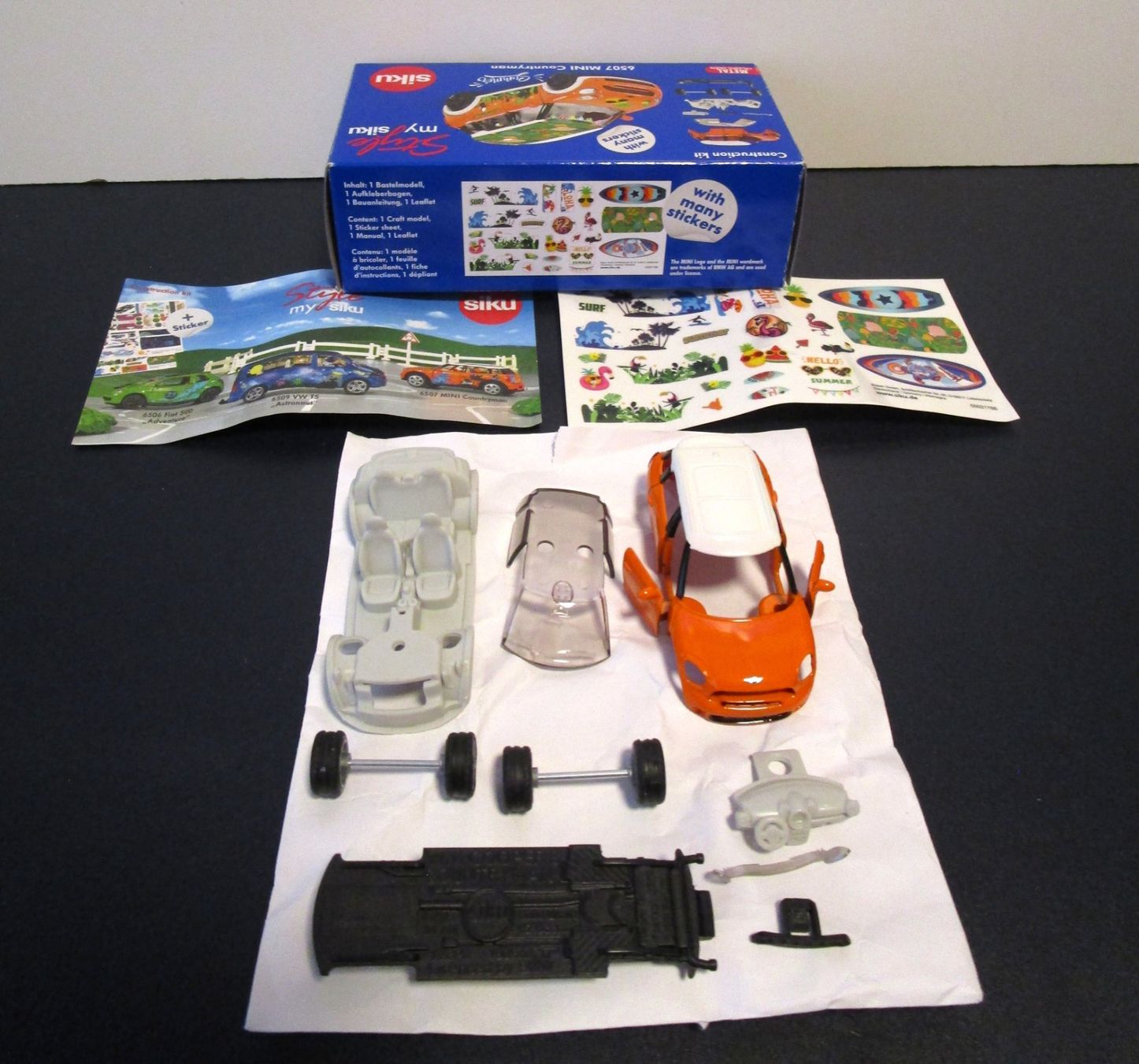 Siku Voitures modèles: SIKU MINI COUNTRYMAN - 6507 " CONSTRUCTION KIT – Neuf avec emballage d'origine à Chêne-Bourg par breno56 1