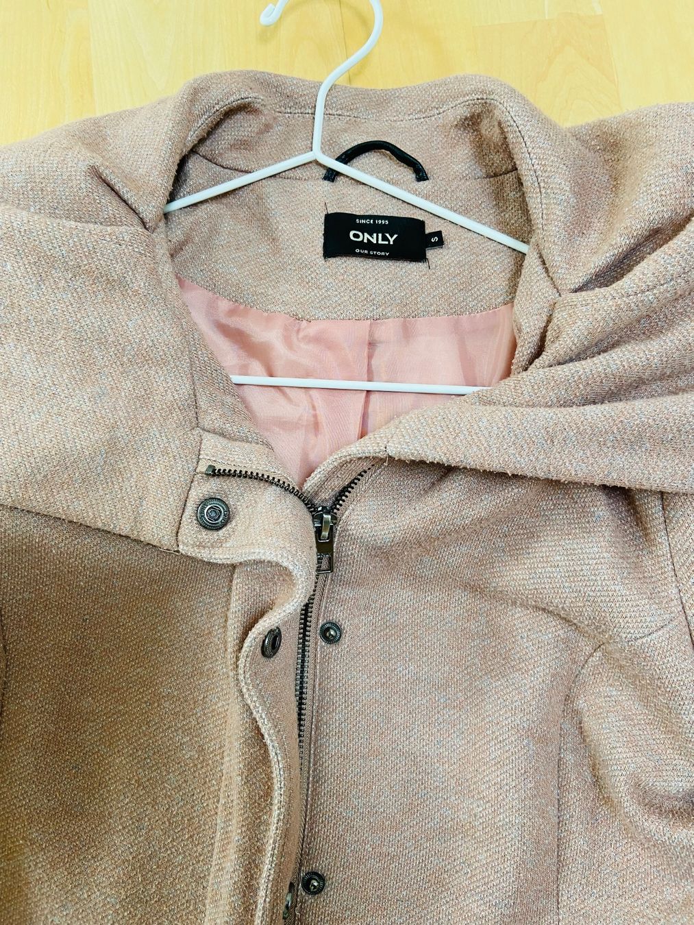 Only Mäntel: ONLY Übergangsmantel Grösse S - rosa – Gebraucht aus Ennetbürgen von Evelyne_G 1