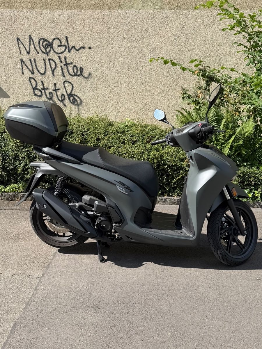 Honda Altro: Honda SH350i – Nuovo (secondo la descrizione) da Urdorf venduto da has_7p8k 1