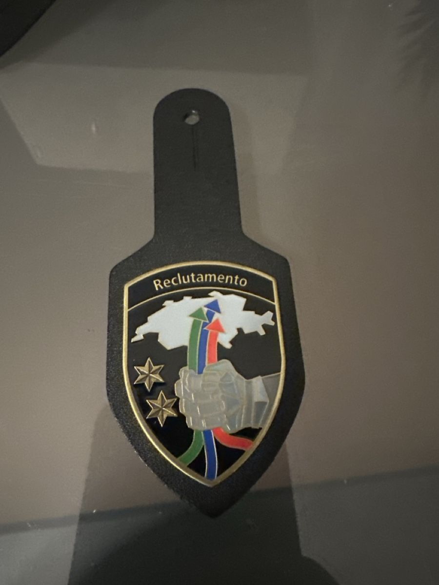 Schweizer Armee Armi bianche: Armee – Usato da Morbio Inferiore venduto da Ecod