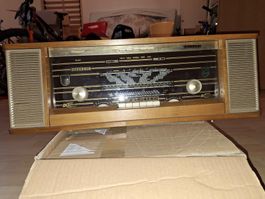 Röhrenradio Philips Reverbeo