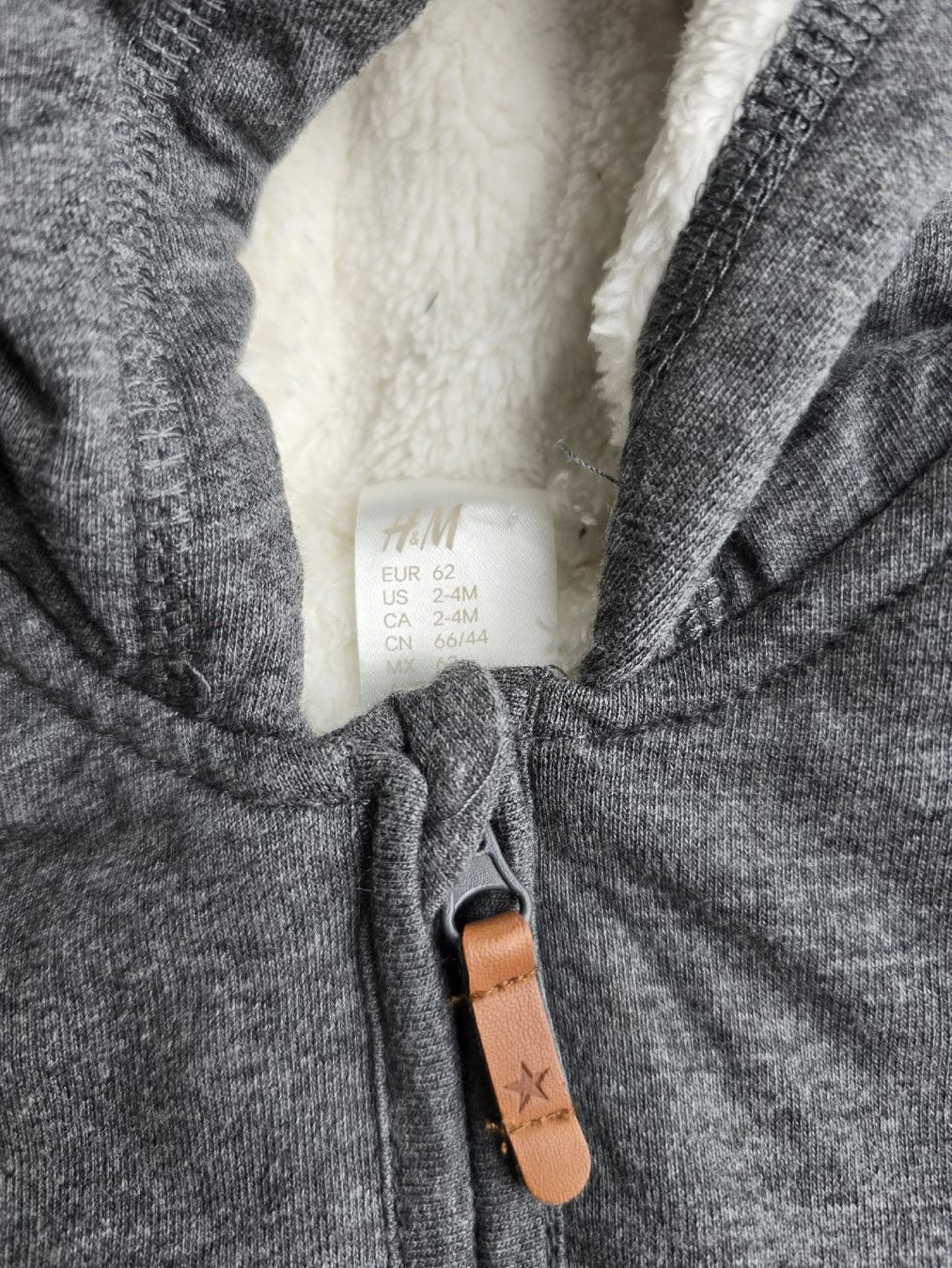 H&M Ensembles: Baby Winter Overall – D'occasion à Seedorf UR par kal_gvj5 1