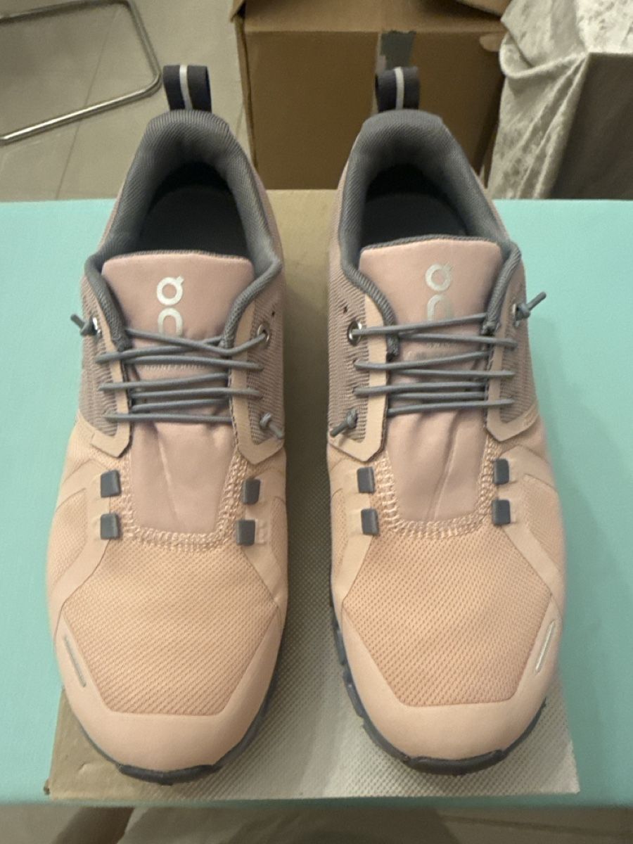 On Scarpe da donna: On Cloud 5 Waterproof Damenschuh Grösse 38 – Nuovo e nell'imballaggio originale da Sirnach venduto da Gin_kobi02 3