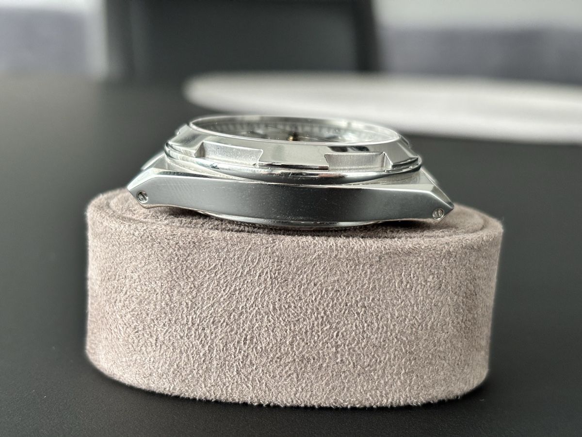 Vacheron Orologi: Vacheron Constantin Overseas Dual Time 7900V Silver Dial – Nuovo (secondo la descrizione) da Dübendorf venduto da ger_7bhx 6