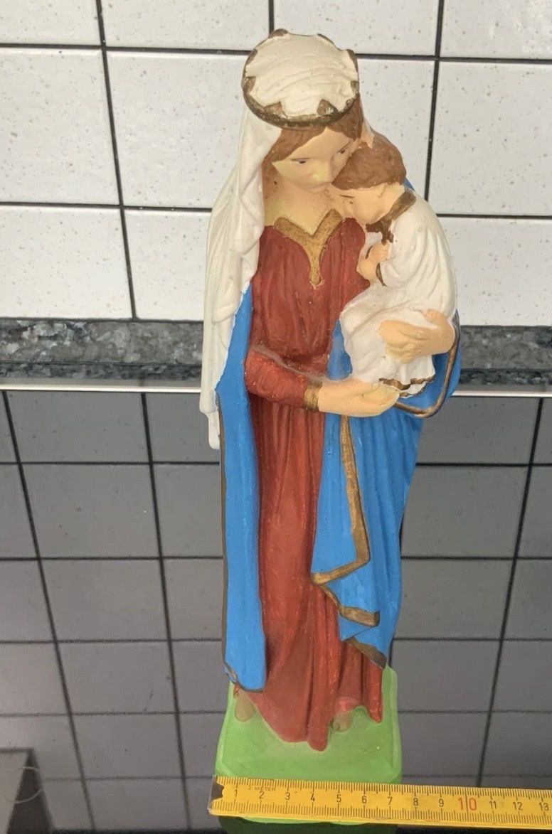 Figuren: Vier Figuren – Gebraucht aus Root von HeidyShop
