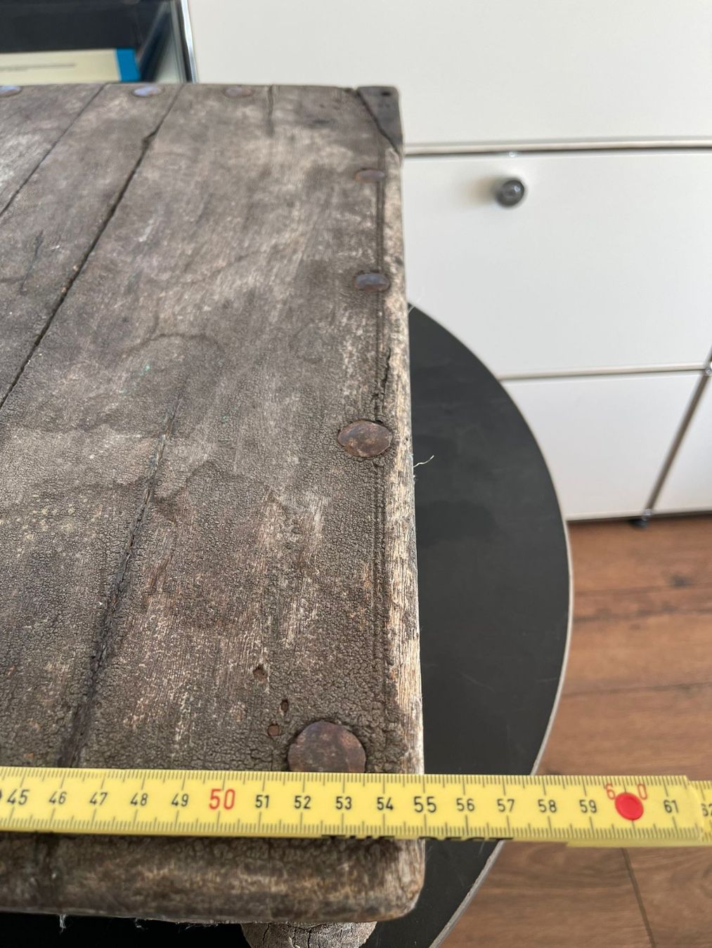 Tische: Ab 1.00Fr. Nepalesischer Chowki-Tisch 18 Jh. – Gebraucht aus Winterthur von whisper 3