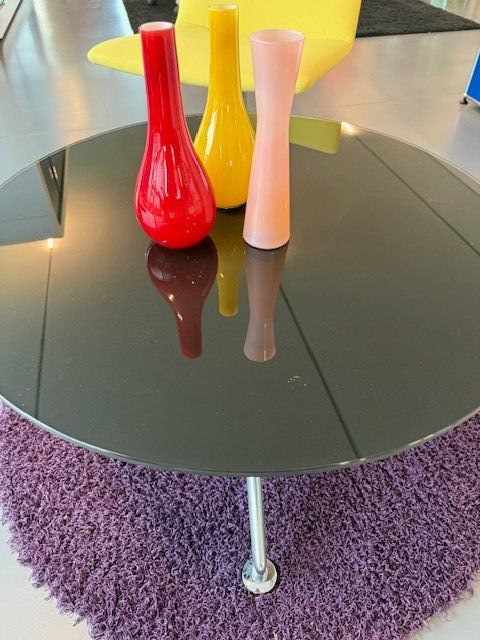 Tavoli: Fina Couchtisch, Glasplatte, Ausstellungsmodel – Nuovo (secondo la descrizione) da Lenzburg venduto da Buerokonz