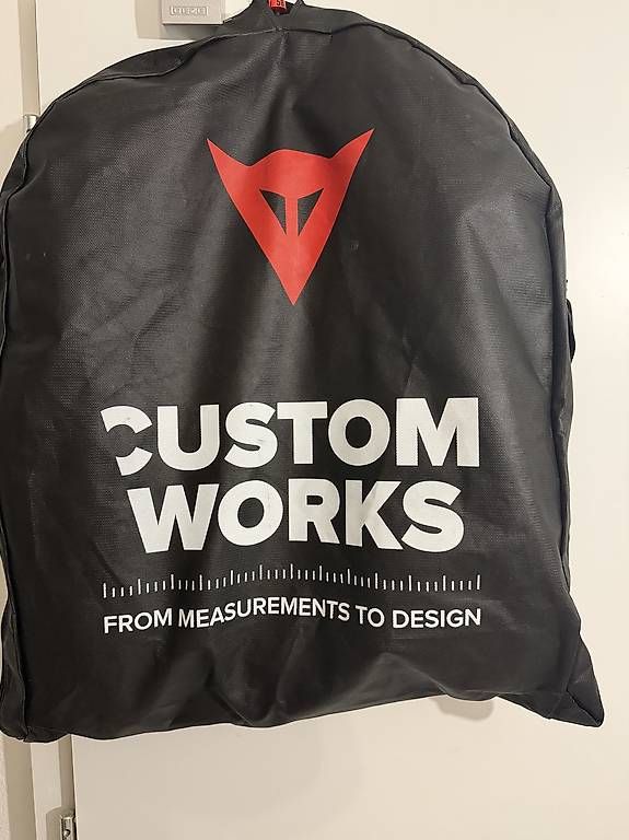 Dainese Giacche: Veste Racing Dainese en cuir – Nuovo e nell'imballaggio originale da Chippis venduto da pau_c9vf 2