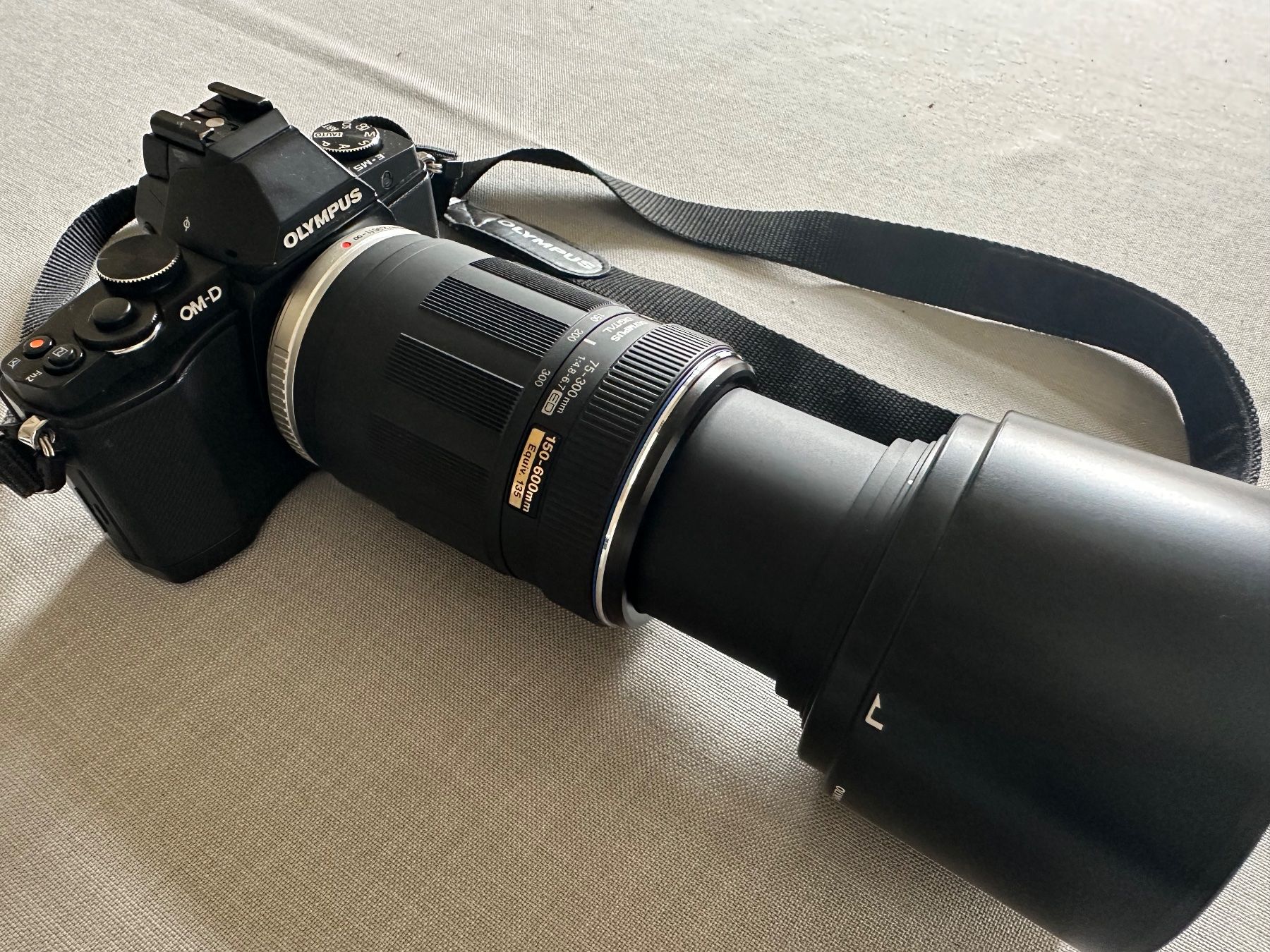 Olympus Kamera: Digitalkamera Olympus OM-D E-M5 – Gebraucht aus Chur von cor_m7br 2
