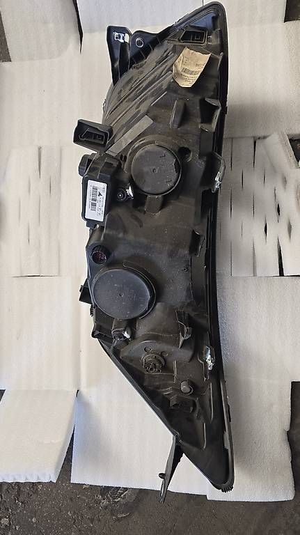 Scheinwerfer: Scheinwerfer Iveco – Gebraucht aus Bäriswil BE von aki_77w9 1
