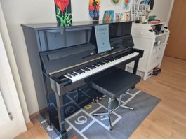 Yamaha Klavier, 116 cm – Top Zustand