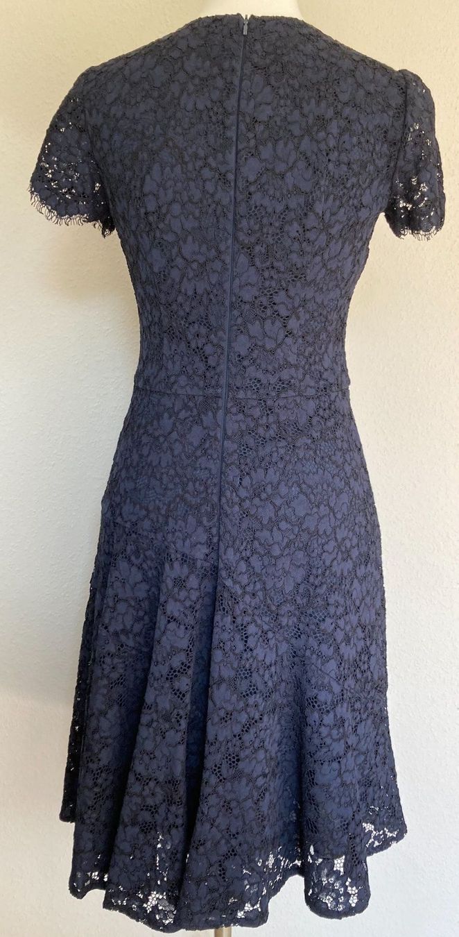 Hugo Boss Vestiti: Neues Spitzenkleid Hugo Boss Grösse 36 – Nuovo e nell'imballaggio originale da Wohlen AG venduto da SZS30 1