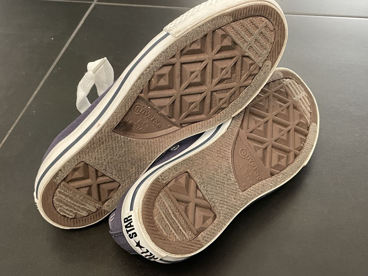 Converse Scarpe da uomo: Converse Schuhe, Gr 36,5 – Usato da Aarau Rohr venduto da foodlover 3