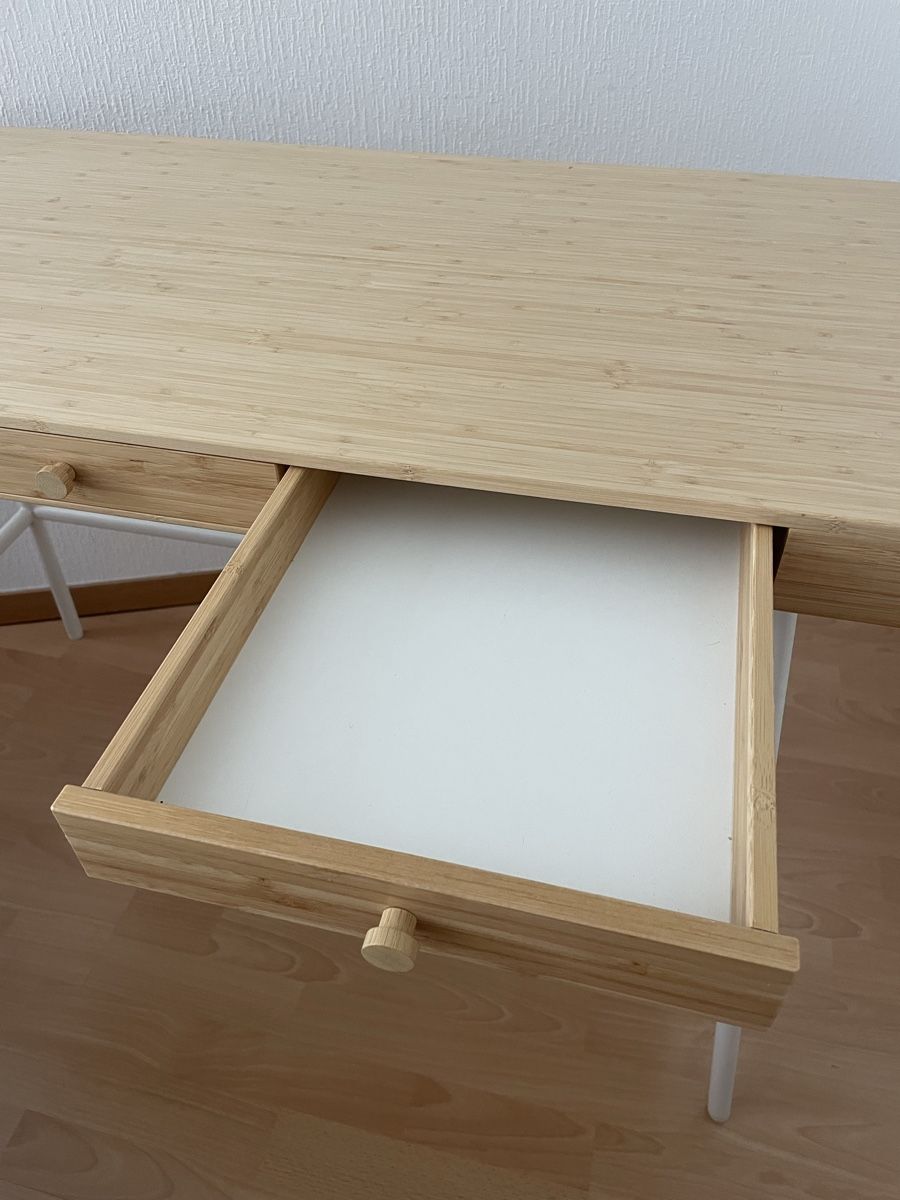 Bureaux: Schreibttisch Holz – Neuf (Voir description) à Lausanne par coralieflorence 5