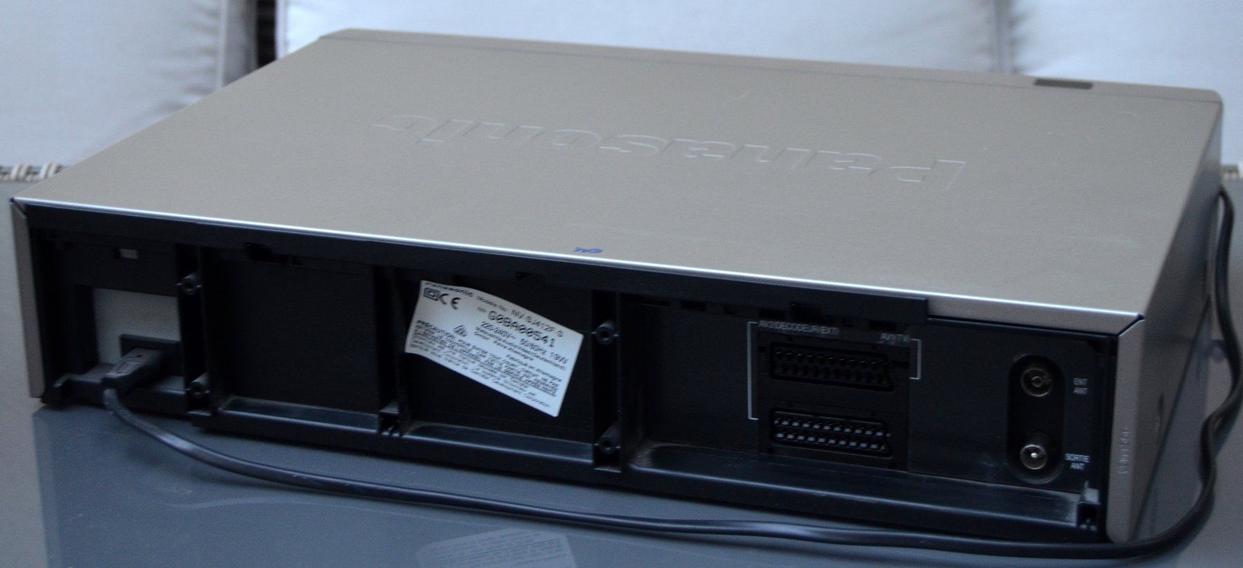 Panasonic Registratori: Videorecorder VHS Panasonic NV-SJ212F-S magnétoscope – Usato da Collonges venduto da arashee 2
