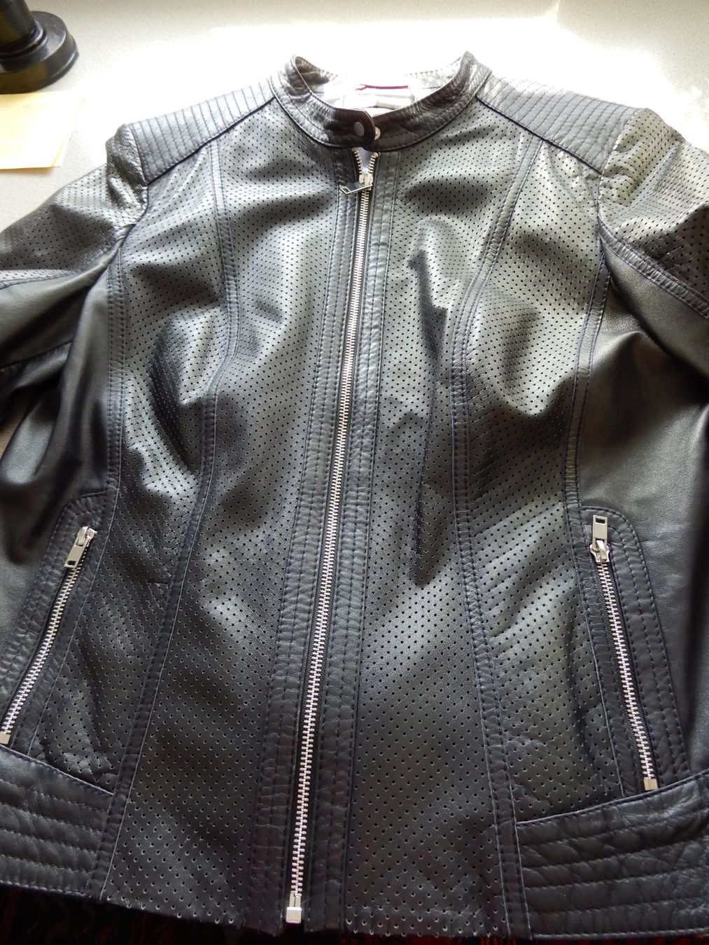 Gerry Weber Jacken: Gerry Weber, Lederjacke dunkelblau, Grösse 42 – Gebraucht aus Burgdorf von Liss 5
