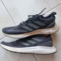 Adidas Turnschuhe Gr. 45 1/3