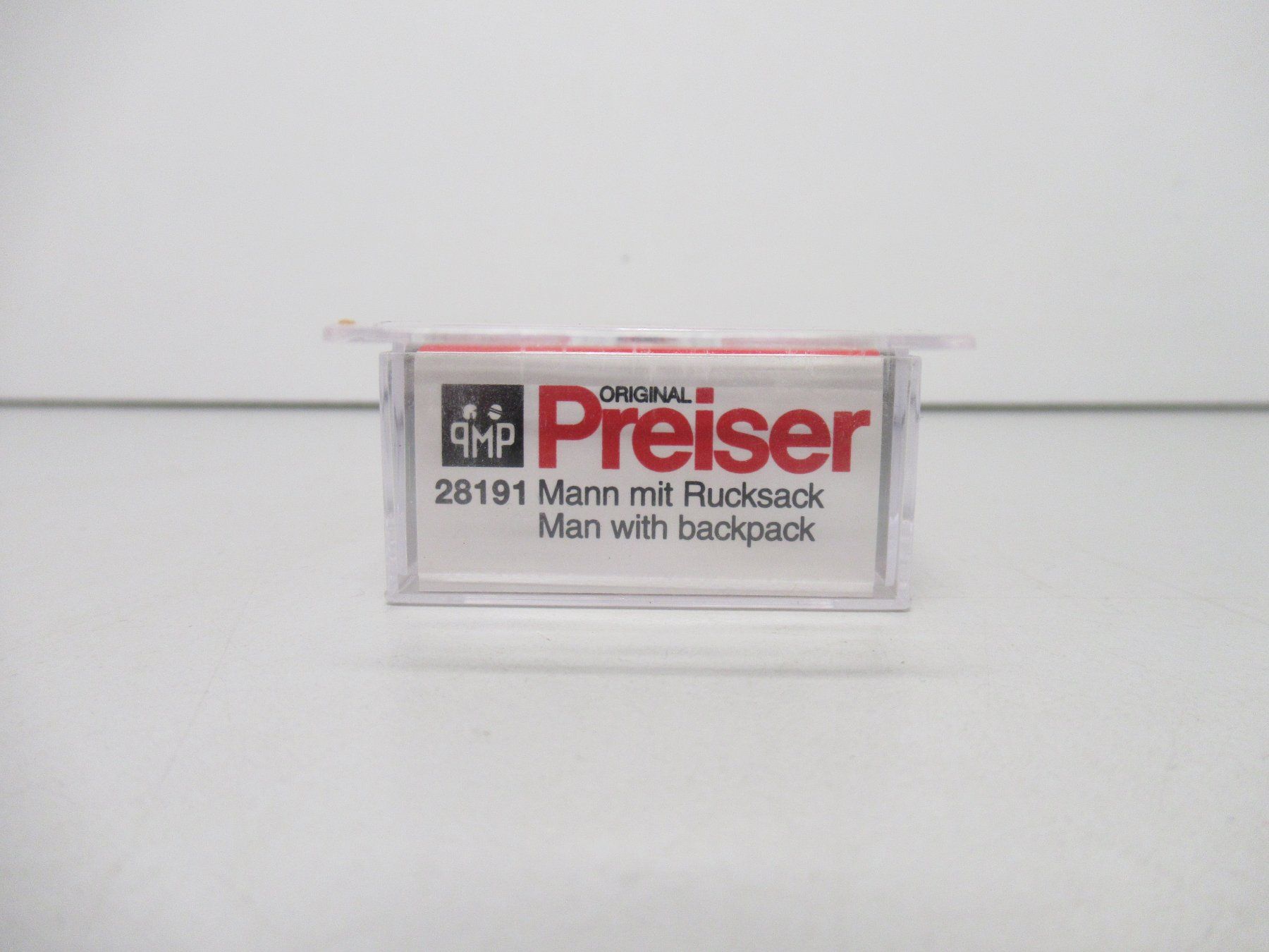 Preiser Modelleisenbahnen: Preiser 28191 Modellfigur Deko 1/87 " Mann mit Rucksack" – Gebraucht aus Basel von mhmarken 1