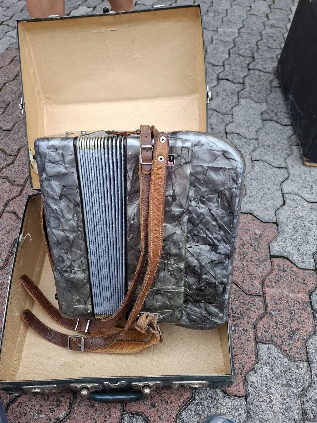 Strumenti musicali: 4 chörig orgeli diatonish. – Usato da Villeneuve venduto da BibiVintage 2