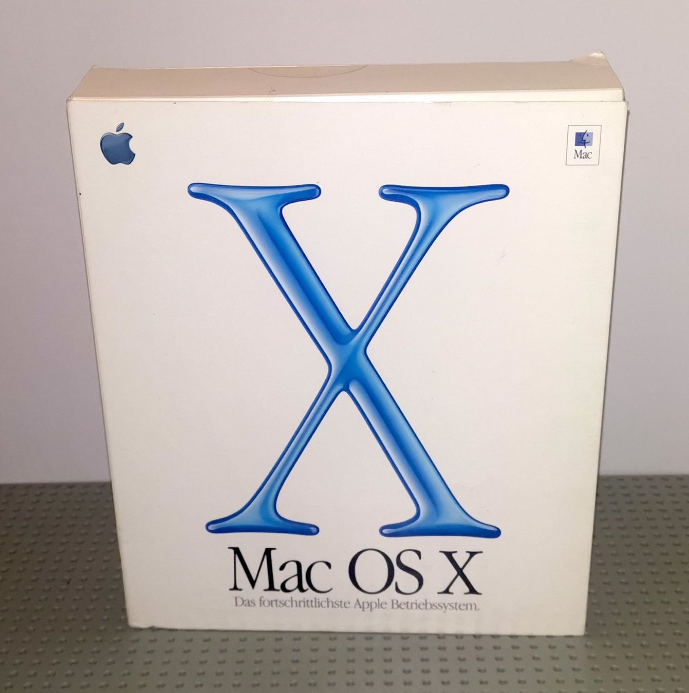 Apple Software: Das allererste Mac OS X von Apple - Version 10.0 "Cheetah" – Usato da Degersheim venduto da uGod