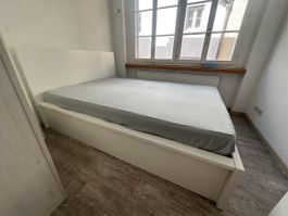 IKEA MALM Bett mit viel Stauraum (140x200 cm) – Top Zustand