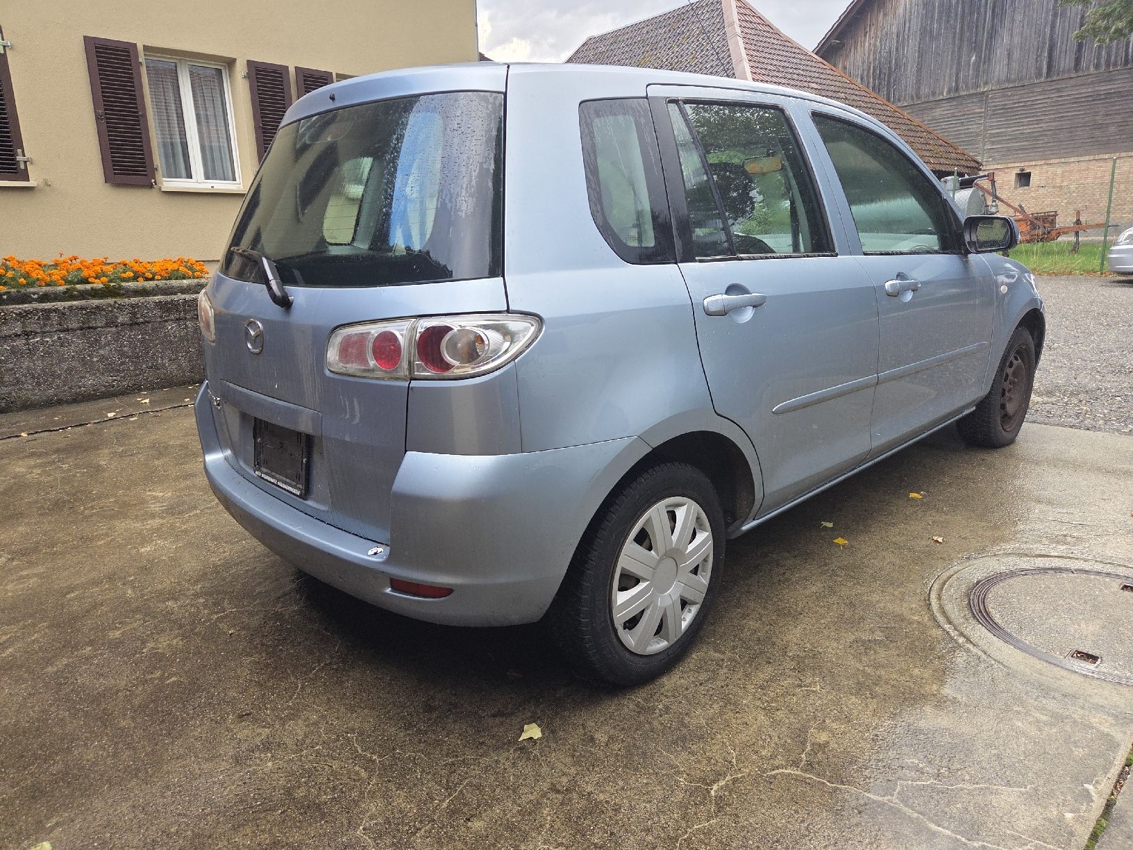 Mazda Autos: Ab 1 CHF 🔥 Mazda 2 1.4i B04 – D'occasion à Solothurn par LYRELA 2