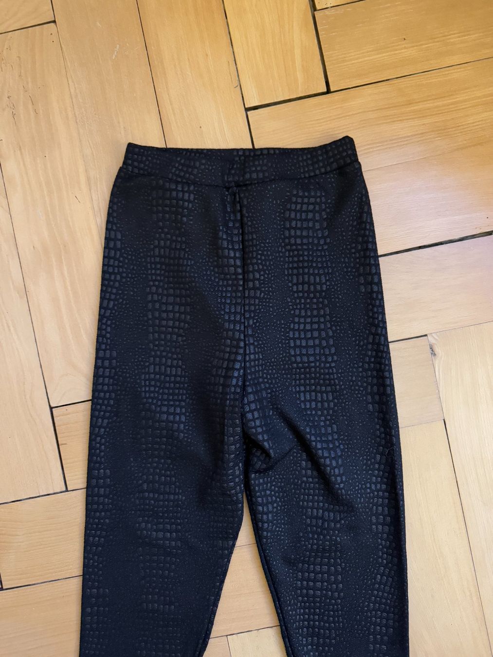 Leggings: BOOHOO - Leggings schwarz gemustert 36 – Gebraucht aus Zürich von Diazaio 1