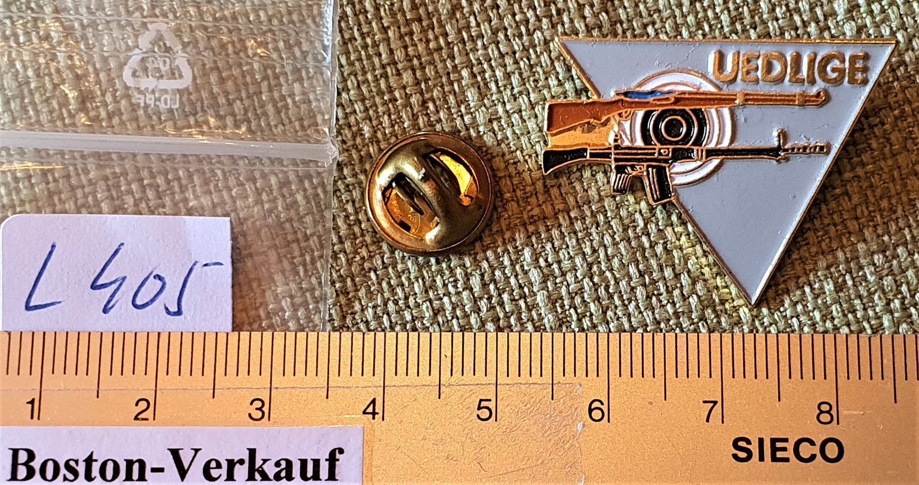Plaketten & Abzeichen: L405 - Pin Schützen  Uedlige – Gebraucht aus Reinach BL von Boston-Verkauf 1
