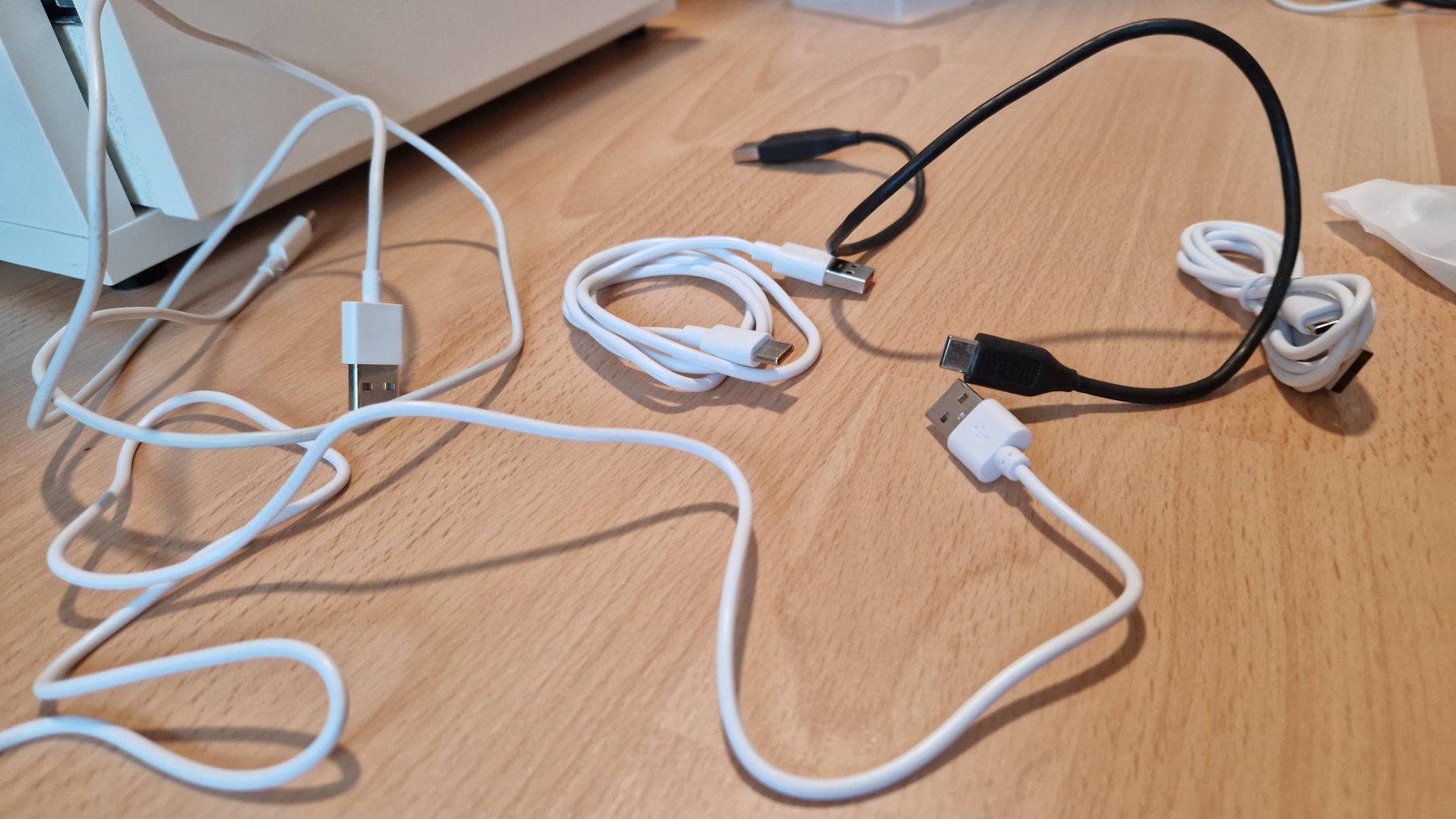 Cavi: USB Kabel Sammelsurium: Micro, USB-C – Usato da Zürich venduto da Korhal 3