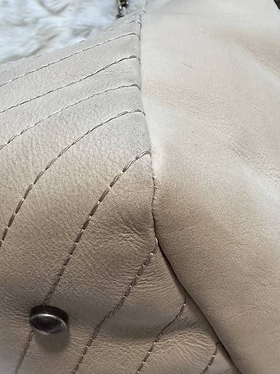 Taschen für Damen: Chanel V Stitch – Gebraucht aus Boningen von charming_ 3