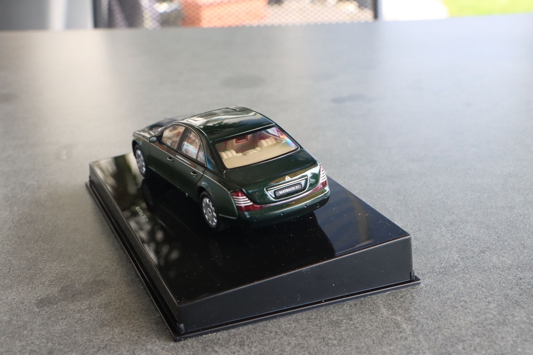 Autoart Modellautos: Maybach 57 SWB 2005 1:43 AutoArt – Neu und originalverpackt aus Bühl b.Aarberg von modelldiecast 7