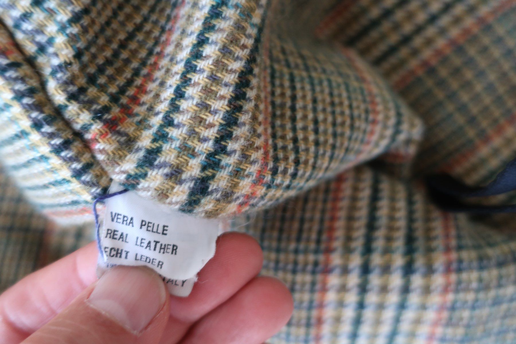 Etro Jacken: Hochwertige Lederjacke der Marke ETRO, – Gebraucht aus Porrentruy von ele_qs8l 4