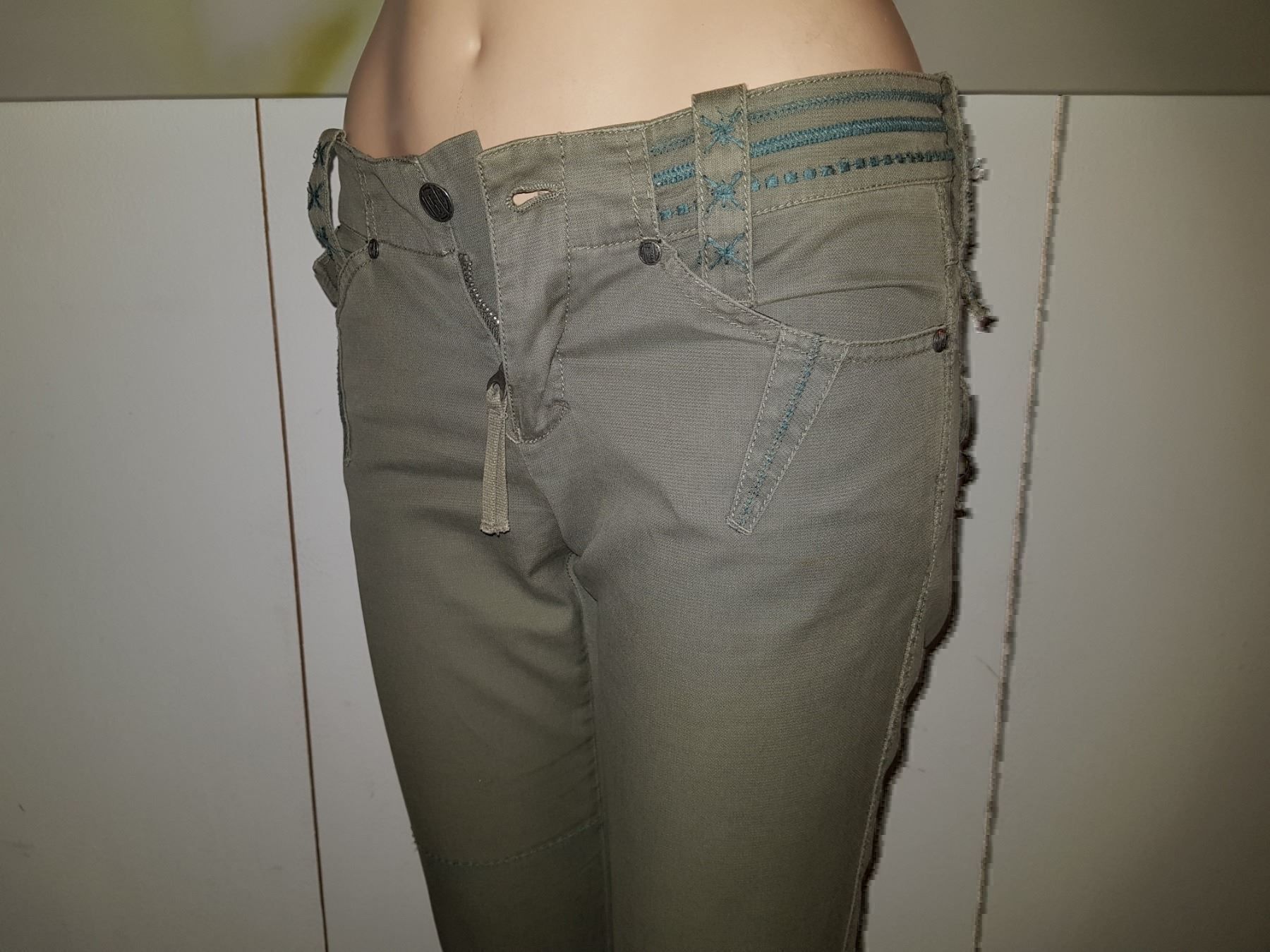 Diesel Jeans: DIESEL Jeans taille / Grosse 26 – Usato da Cossonay-ville venduto da Super-Price-Quality 5