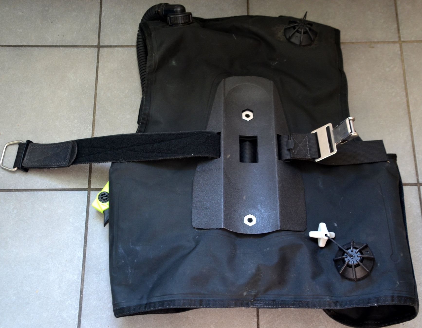 Gilets & Westen: Tauchweste Scubapro gilet de plongée M – Gebraucht aus Collonges von arashee 4