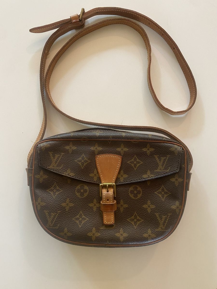 Louis Vuitton Taschen für Damen: Louis Vuitton Umhängetasche Vintage 1990 – Gebraucht aus Zürich von Domi_ZH