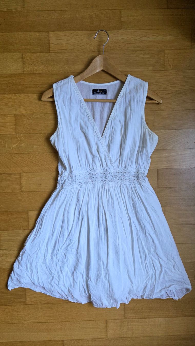 Robes: Kleid Weiss M – D'occasion à Fislisbach par Maieriisli25