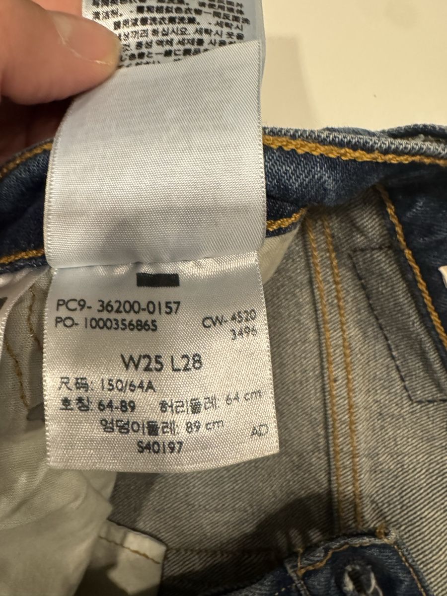 Levi's Jeans: Levi’s pantalone donna  – Usato da St. Moritz venduto da franzis96_ 2