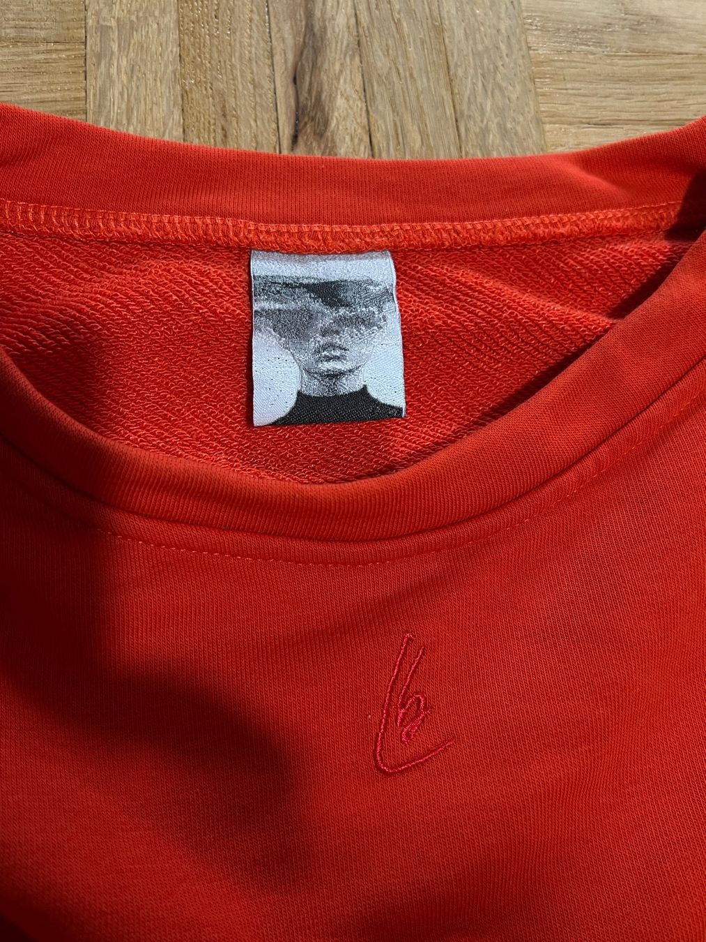 Maglioni & Felpe: Crop Sweatshirt Rot Gr. M – Usato da Basel venduto da hol_8ldp 1