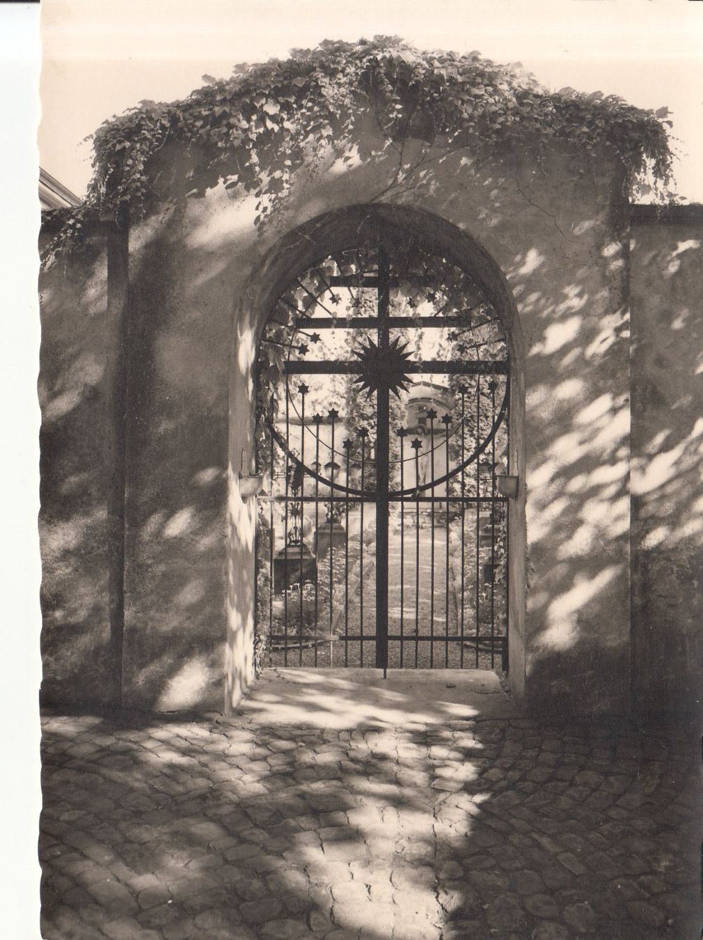 Cartoline postali: Sursee Kloster ca. 1950 – Usato da Bürglen TG venduto da StampGraf