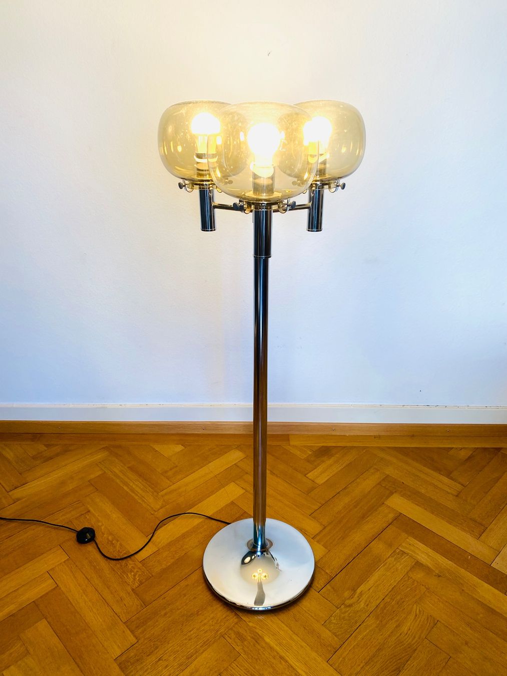 Lampade: Design Space Age Stehlampe – Usato da Olten venduto da sportwelt 6