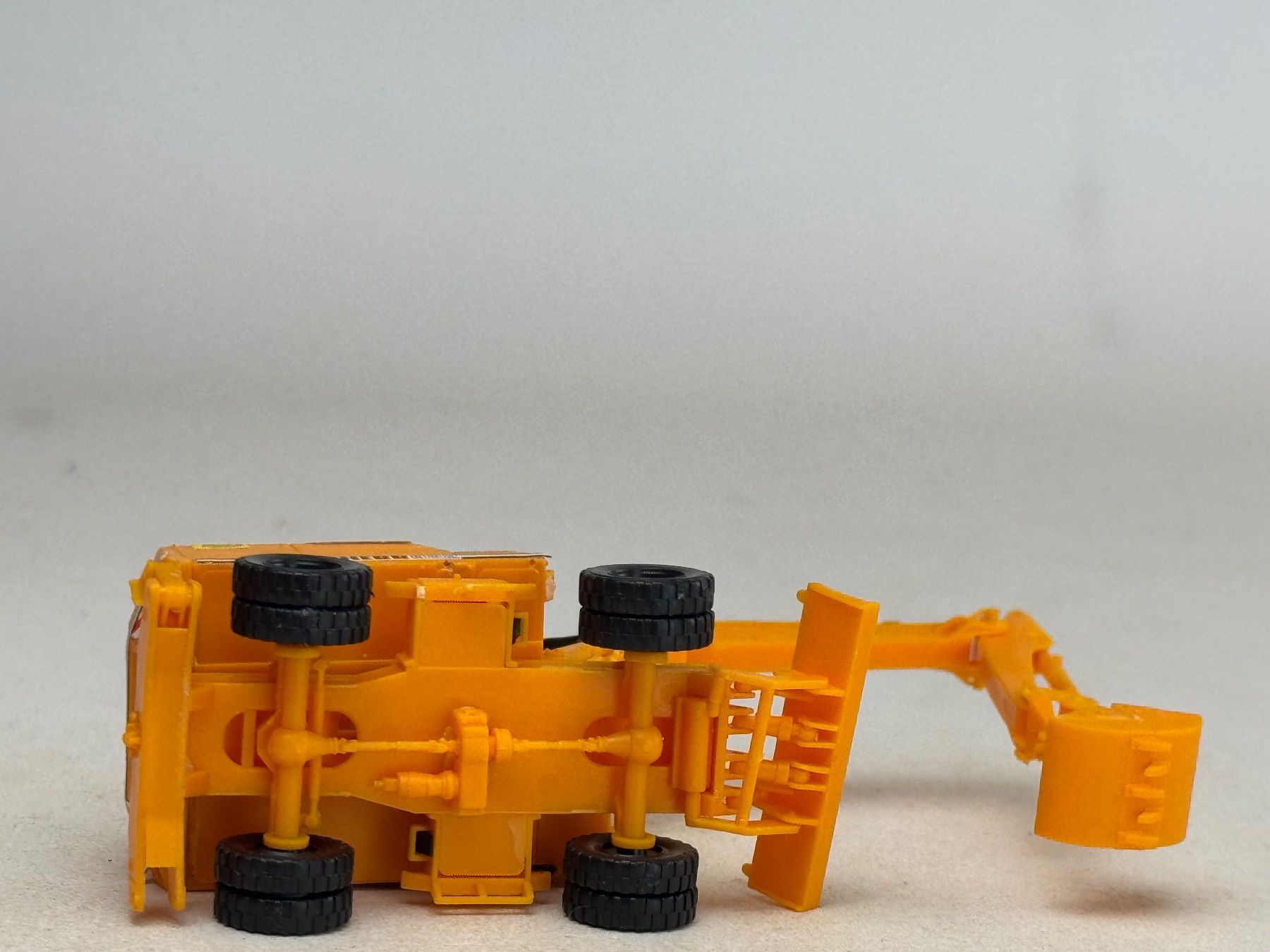 Kibri Modellini d'auto: VE1- Kibri Greifbagger Liebherr orange – Usato da Elm venduto da Wikmtz 2