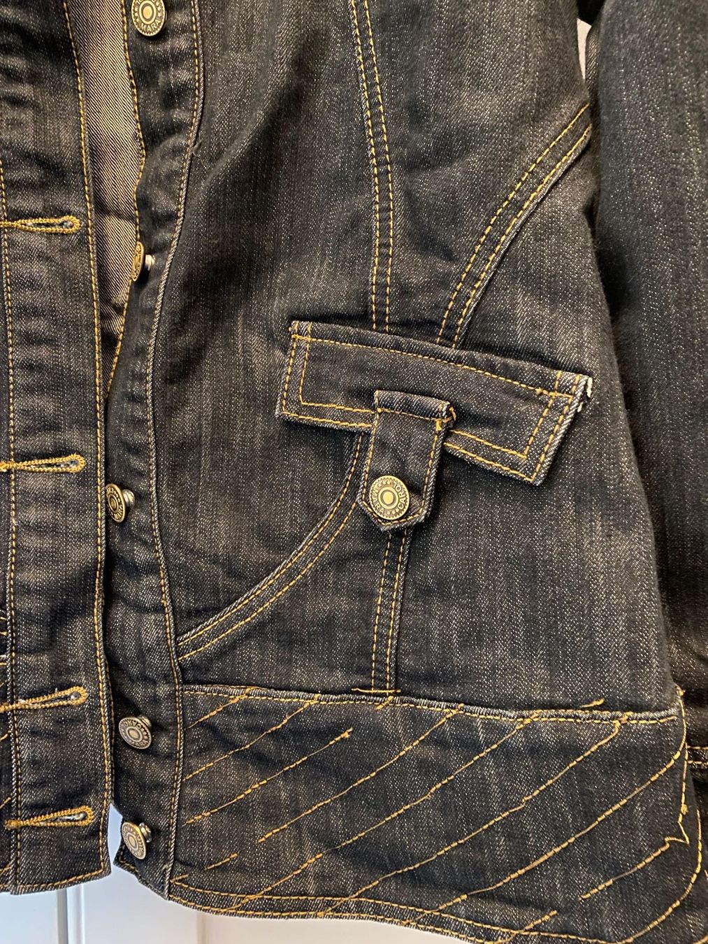 Caroll Giacche: MARA CAROL Jeans Jacke – Usato da Besazio venduto da lionheart63 2